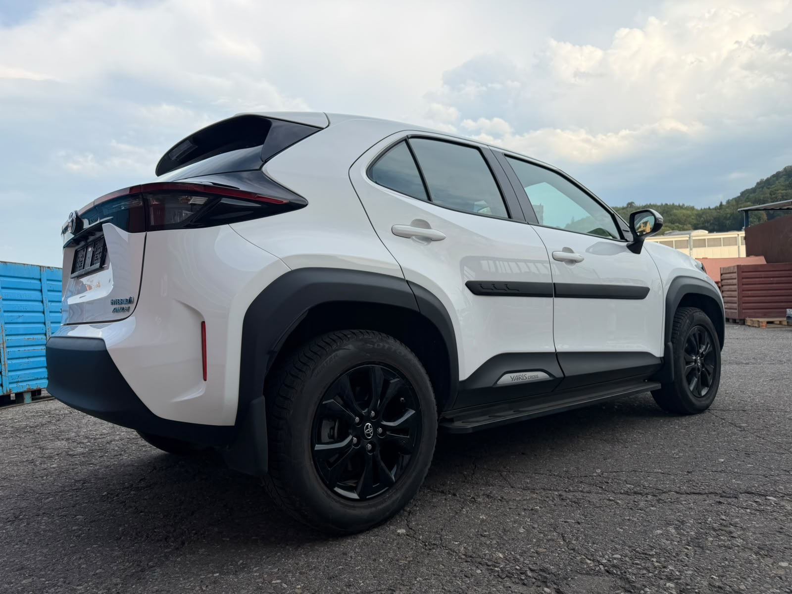 
								Toyota Yaris Kros 2021 1.5l 4×4 full									