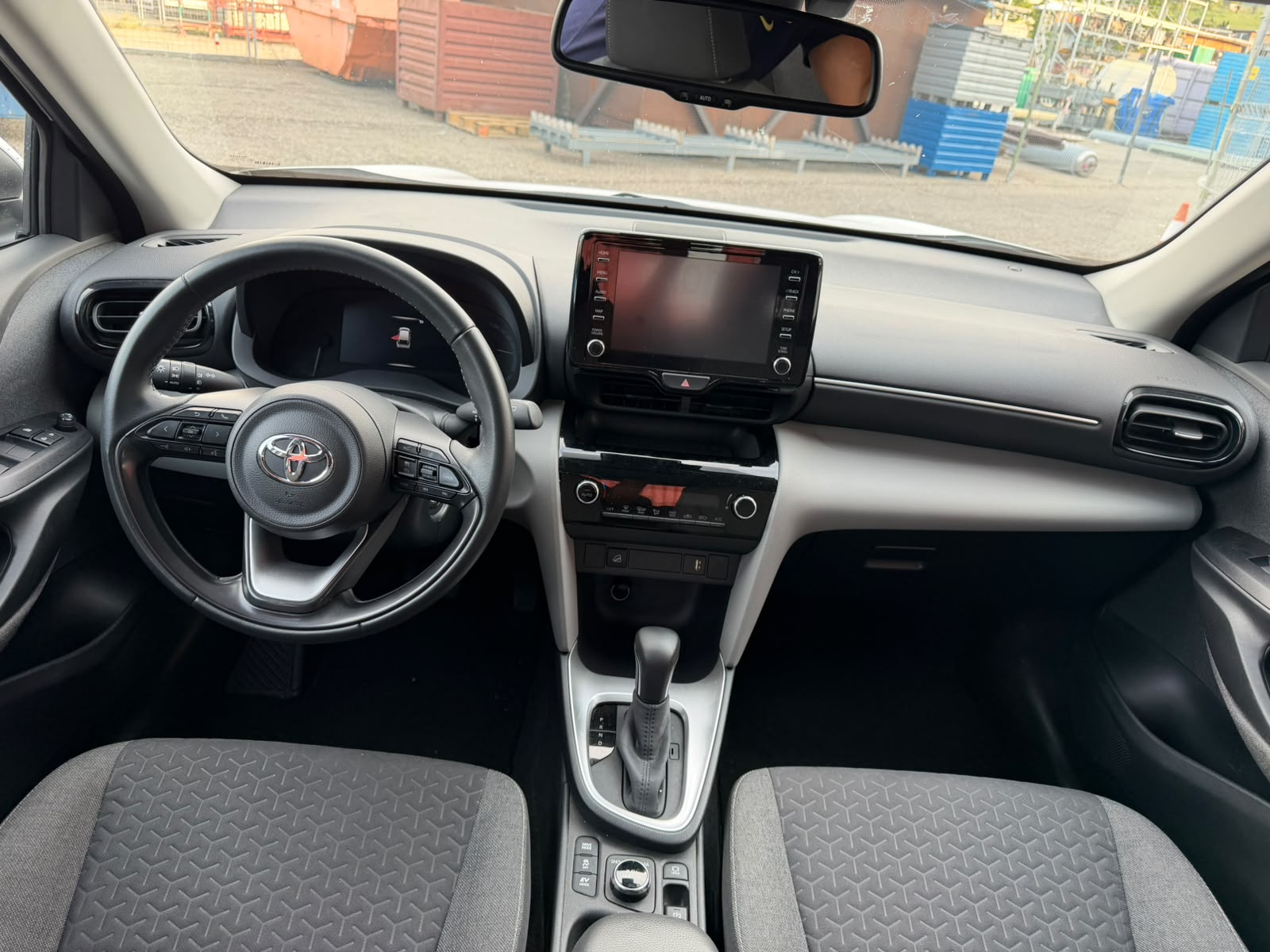
								Toyota Yaris Kros 2021 1.5l 4×4 full									