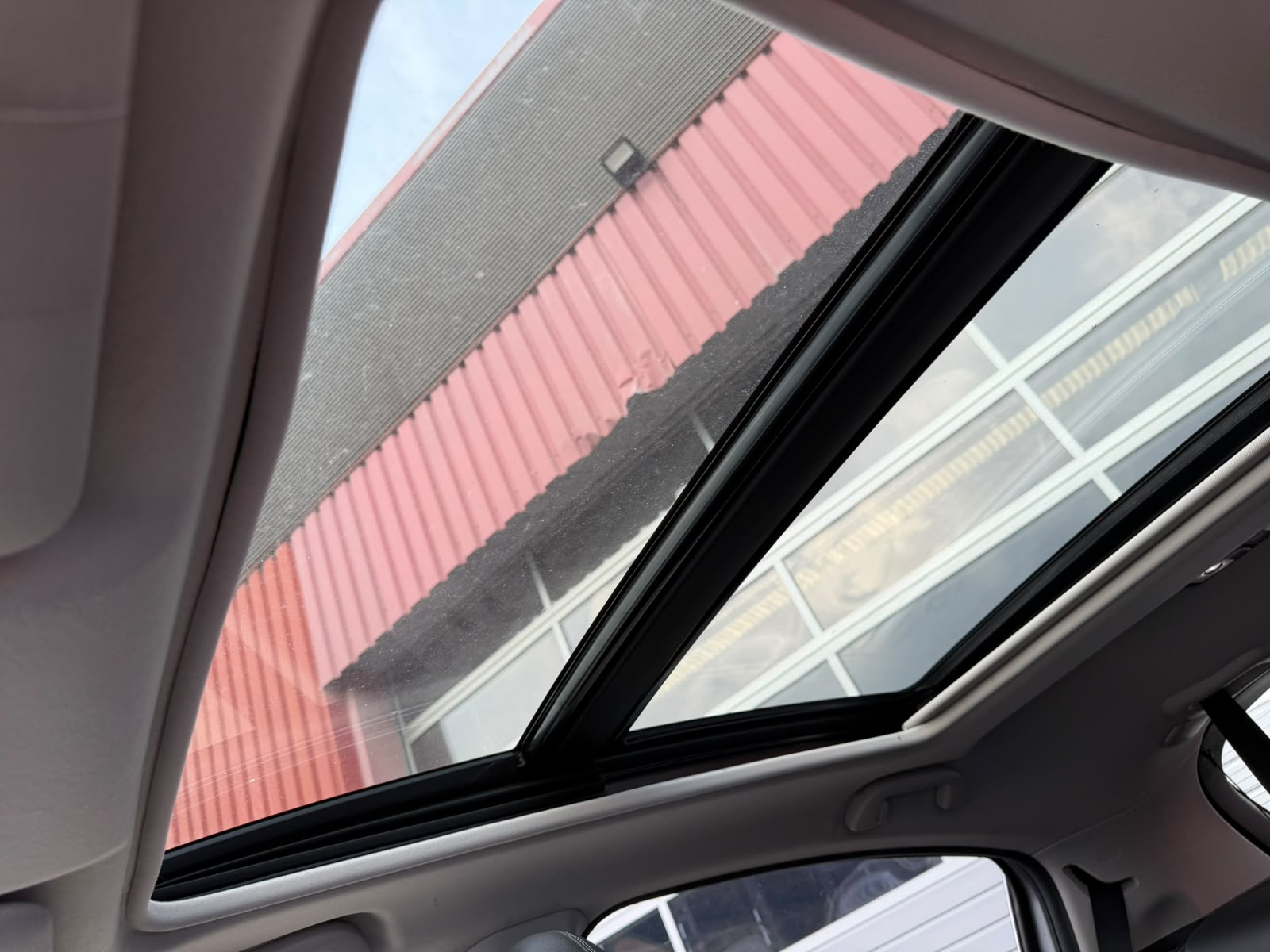 
								Honda HR-V 2021 1.5 full									