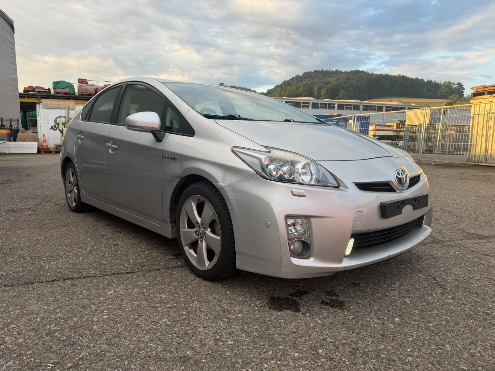 
								Toyota Prius 2009 Hybrid 1.8 full									