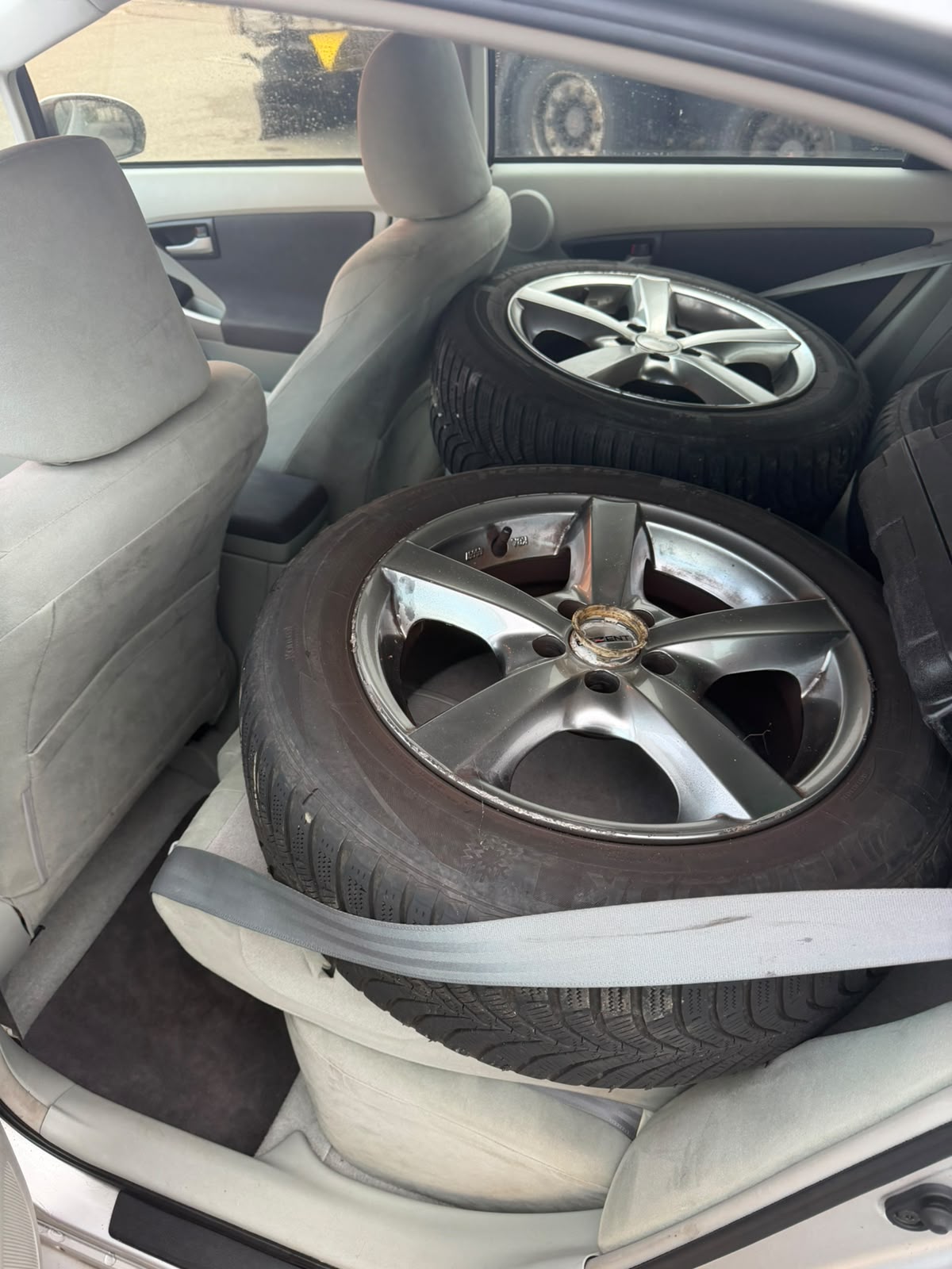 
								Toyota Prius 2009 Hybrid 1.8 full									